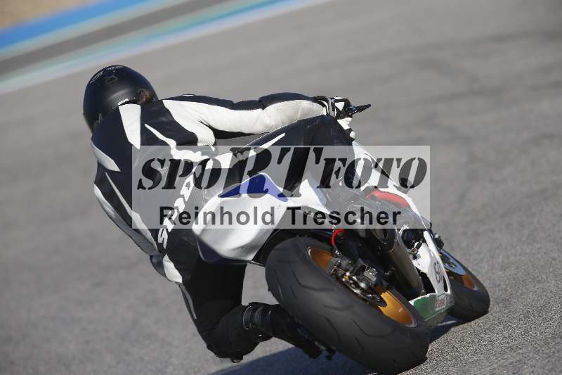 /Archiv-2024/02 29.01.-02.02.2024 Moto Center Thun Jerez/Gruppe gruen-green/backside